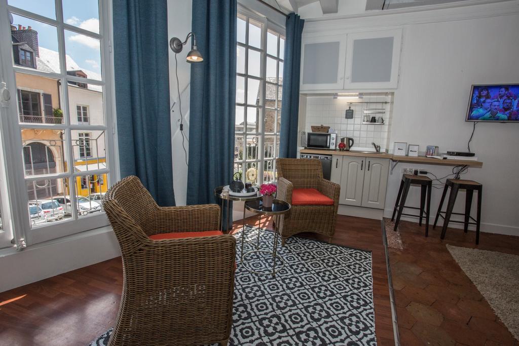 Berceau Henri II Apartment Le Mans Exterior photo